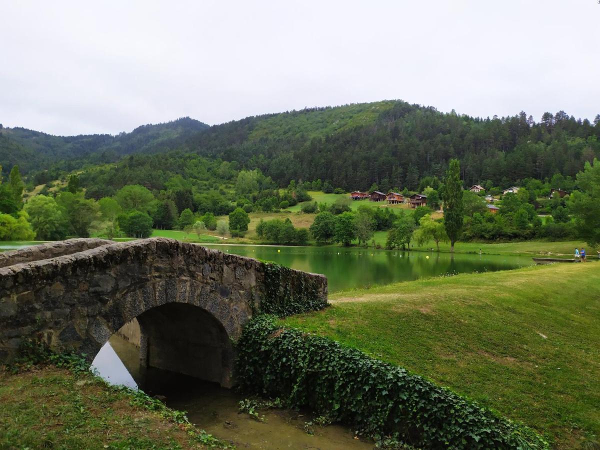 Belle Maison Proche De La Ville Et Du Lac Belcaire ภายนอก รูปภาพ